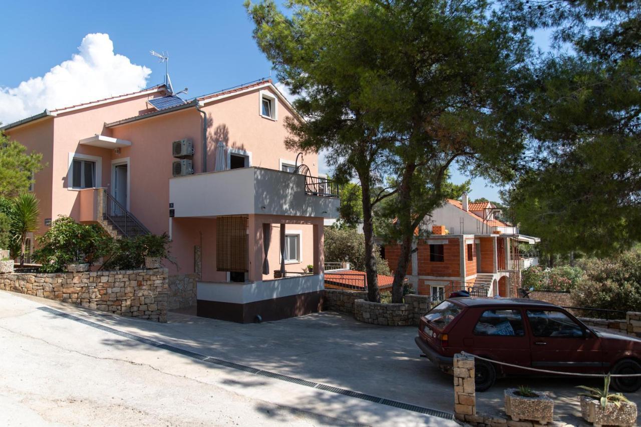 Вилла House Anka Милна Экстерьер фото